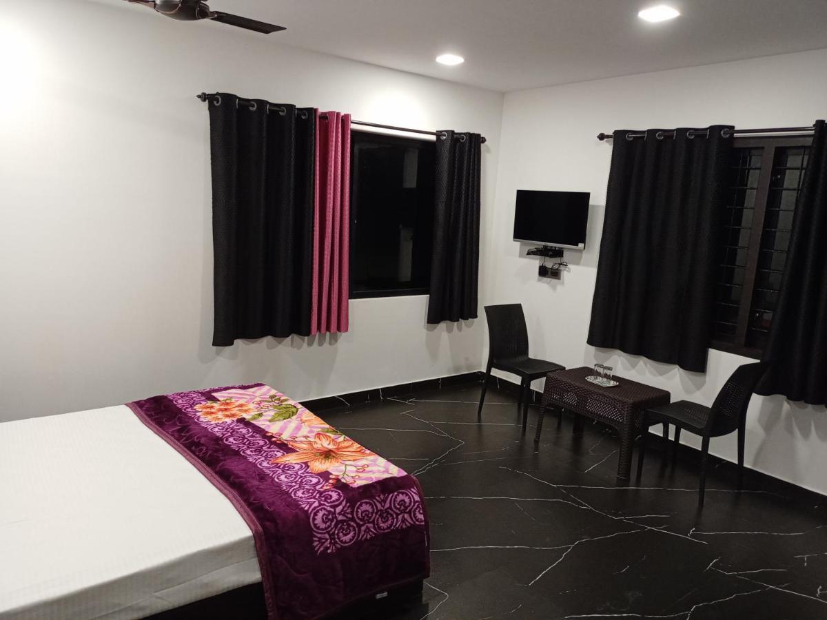 La Casa De Alexa Homestay Idukki Eksteriør billede