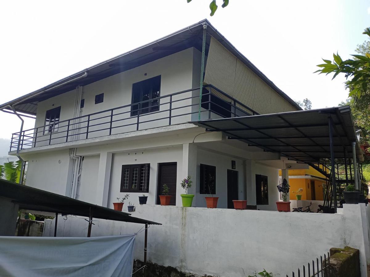 La Casa De Alexa Homestay Idukki Eksteriør billede